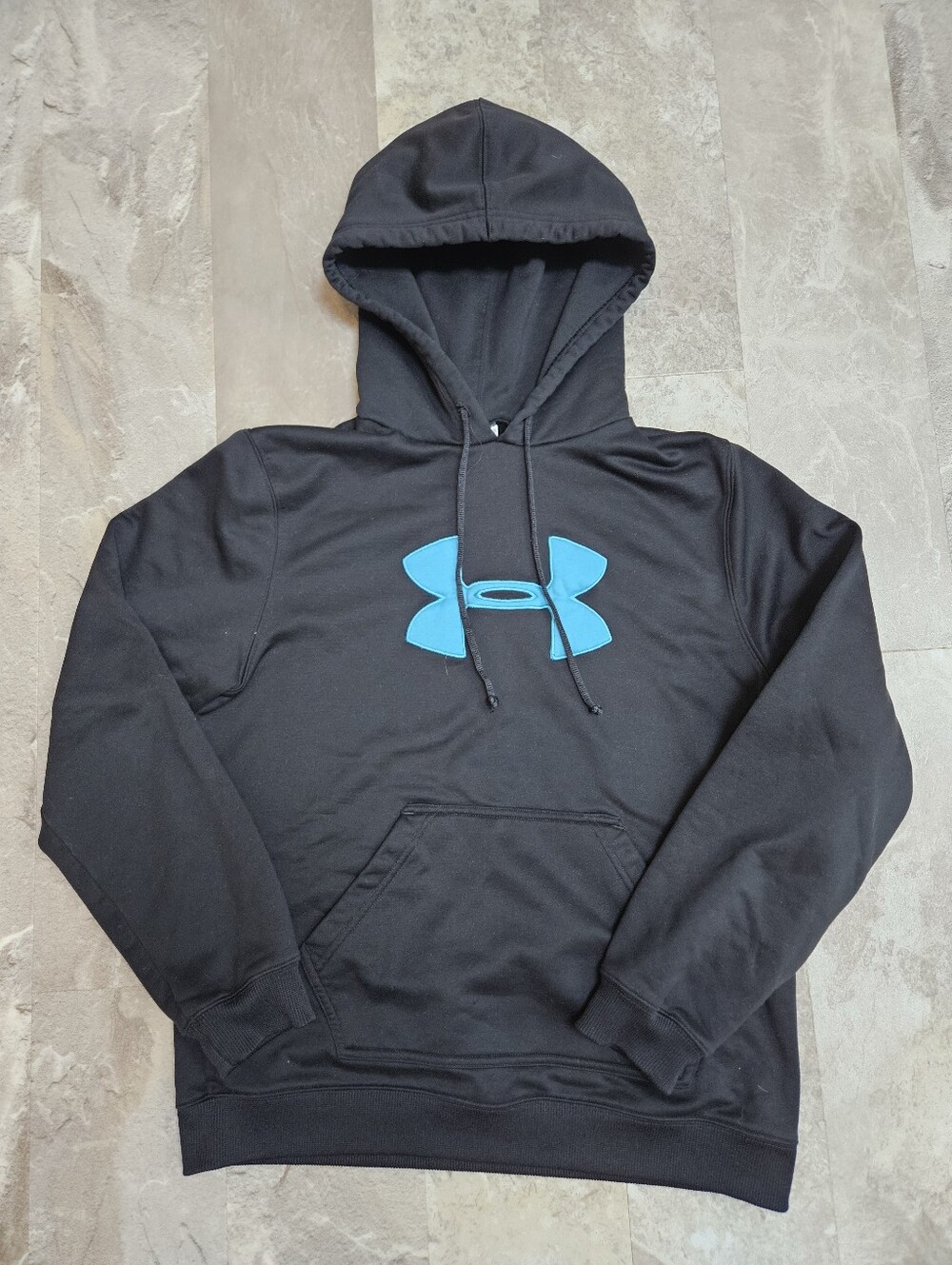 Womens Under Armour Hoodie. Size Small.